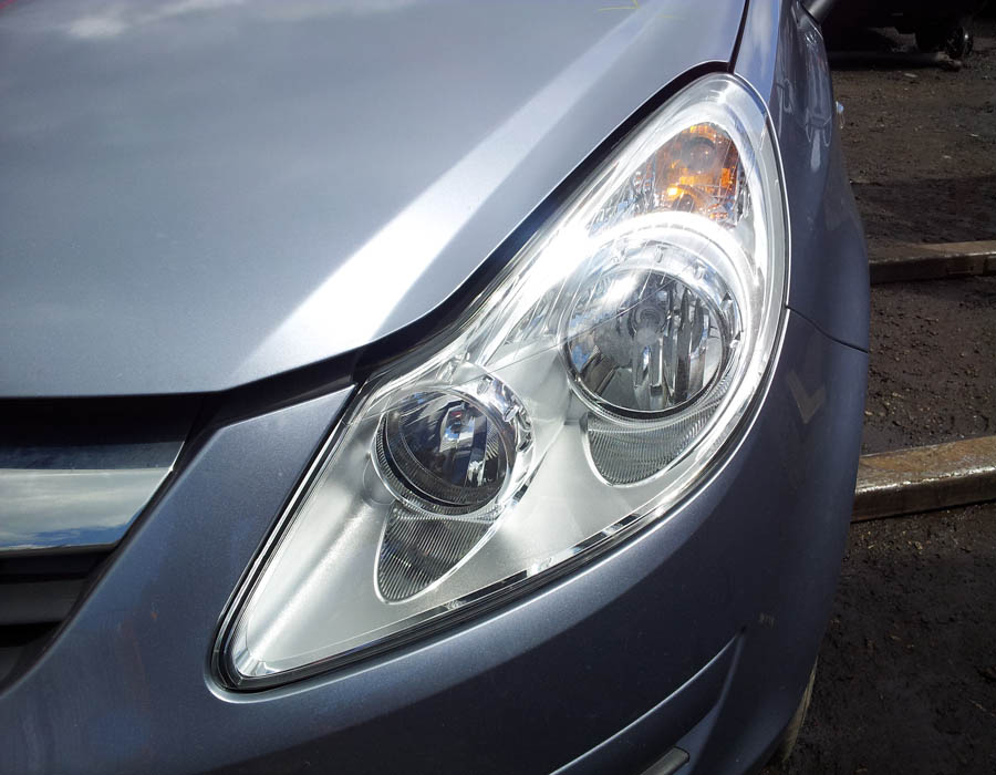 Vauxhall Corsa Design headlight-passenger-side-front